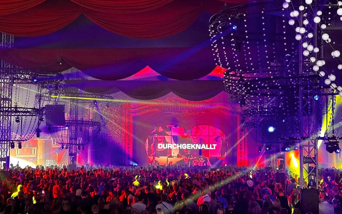 Crowd and production inside the Airbeat One Arena Stage in 2025