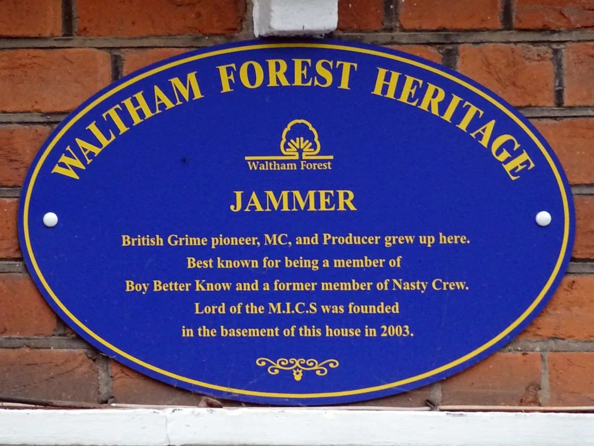 A blue Waltham Forest Heritage plaque for Jammer, saying Lord of the MICS was founded in the basement of this house in 2003