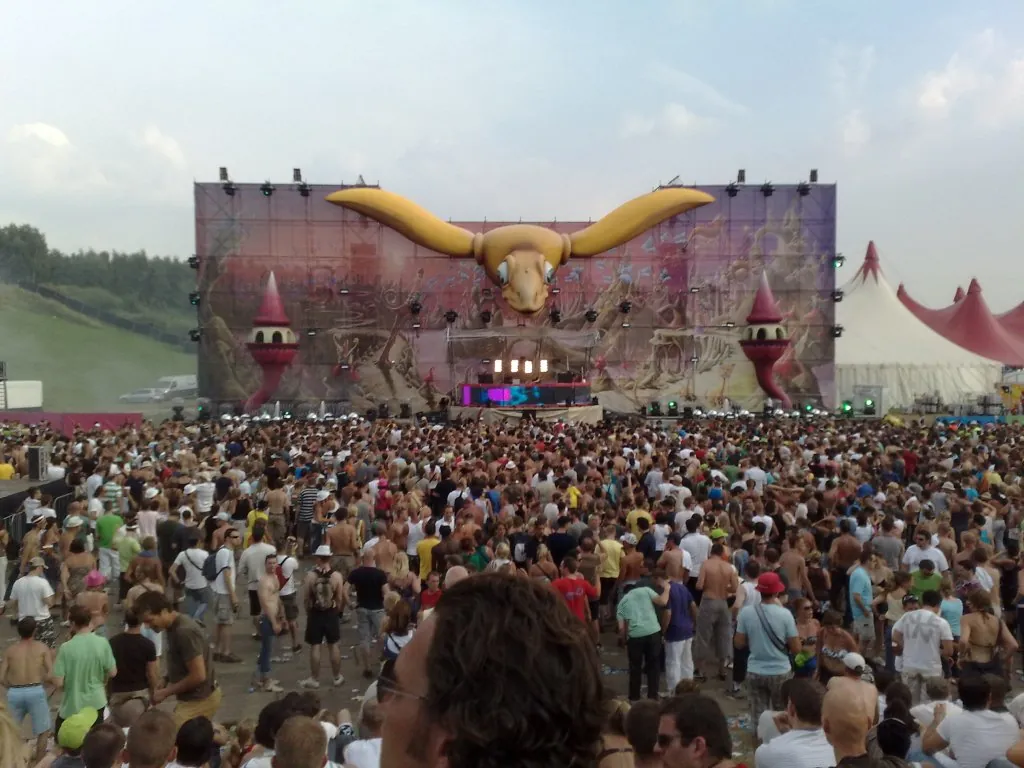 Carl Cox DJing at Tomorrowland in 2008